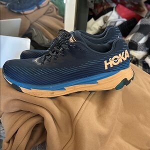 Hoka Women's Torrent 2 Sneaker Indigo Bunting/bleached Apricot Size 7.5 New